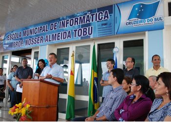 Vagner Sales inaugura a primeira escola municipal de informática do Acre