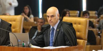 Supremo Tribunal Federal suspende pagamento de aposentadoria especial a deputados