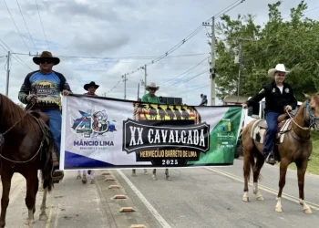 Cavalgada Hermecílio Barreto de Lima reuniu mais de 8 mil pessoas em Mâncio Lima