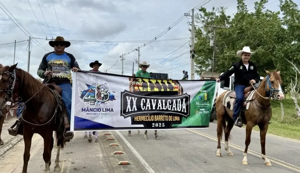 Cavalgada Hermecílio Barreto de Lima reuniu mais de 8 mil pessoas em Mâncio Lima