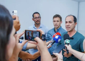 Zequinha cria programa de cirurgias oftalmológicas, consultas e entrega de óculos em Cruzeiro do Sul