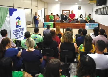 Mâncio Lima sedia 1º Encontro de Formação dos Conselheiros Tutelares do Juruá